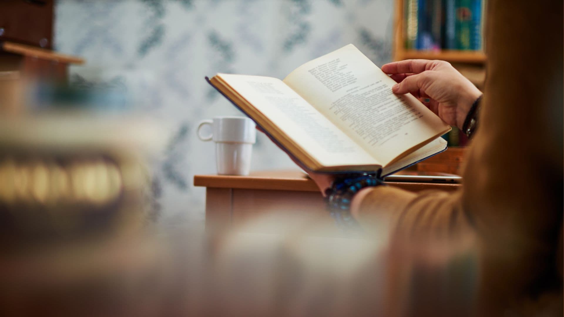 Entdecke das WortReich der GEC Heilbronn. Dein Shop für Bücher, Bibeln, Dekoration und Geschenke direkt im Silcherforum.